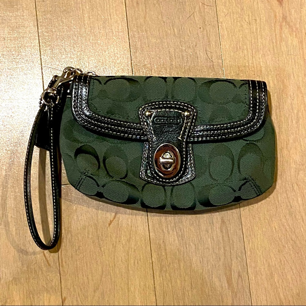 Coach wristlet wallet clutch